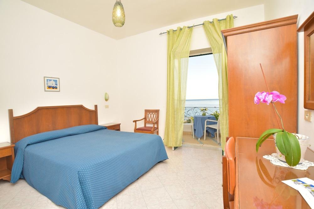 Hotel Maronti Barano d'Ischia ภายนอก รูปภาพ