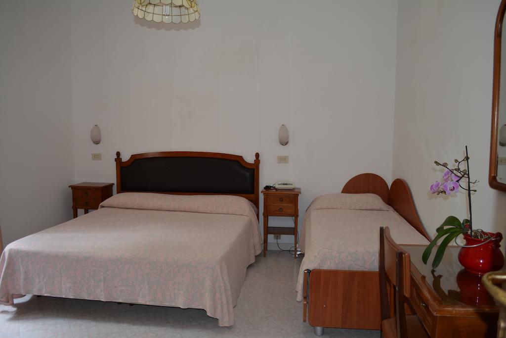 Hotel Maronti Barano d'Ischia ห้อง รูปภาพ
